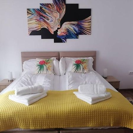 Apartament Happy House Hunedoara Zewnętrze zdjęcie