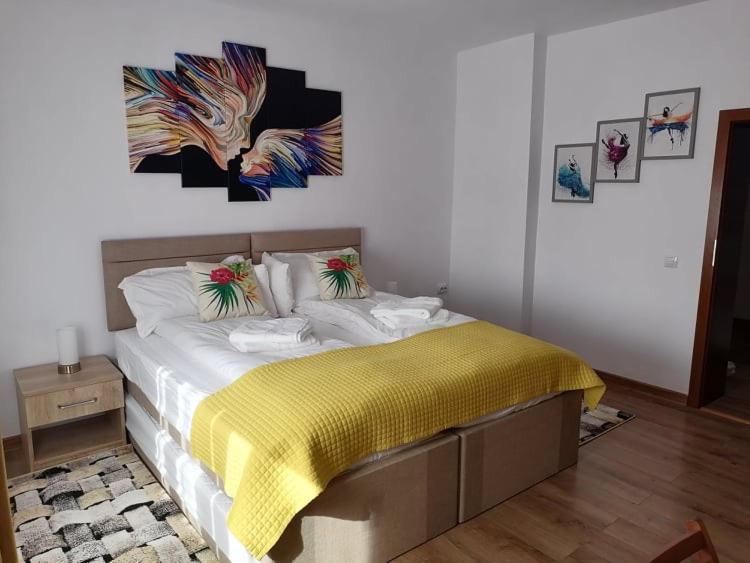 Apartament Happy House Hunedoara Zewnętrze zdjęcie