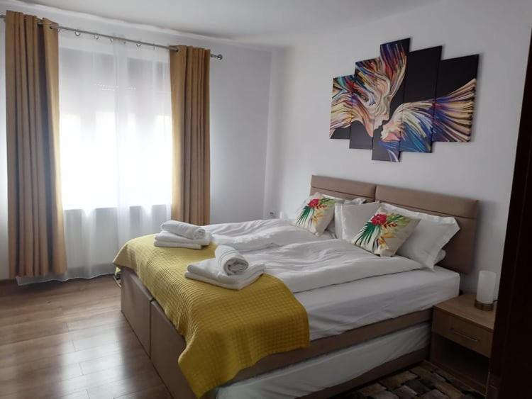 Apartament Happy House Hunedoara Zewnętrze zdjęcie