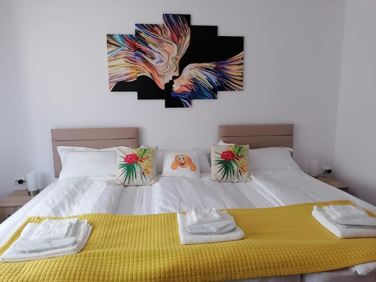 Apartament Happy House Hunedoara Zewnętrze zdjęcie