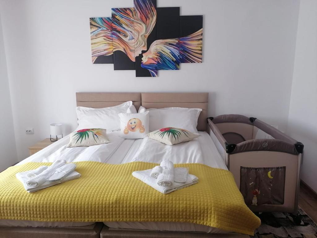 Apartament Happy House Hunedoara Zewnętrze zdjęcie